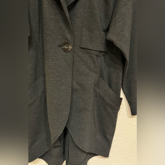 NWOT CAbi Women’s Ponte Knit Lisbon Topper Oversized Jacket Style Coat Size M - Picture 7 of 15